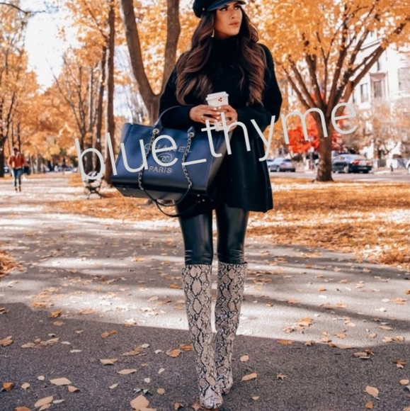 🔥Zara SNAKESKIN Heeled Boots - Picture 6 of 10